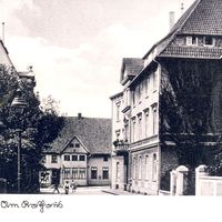 Bild vergrern: Das Bild zeigt eine historische Stadtansicht der Eschstrae im Einmndungsbereich Hangbaumstrae.